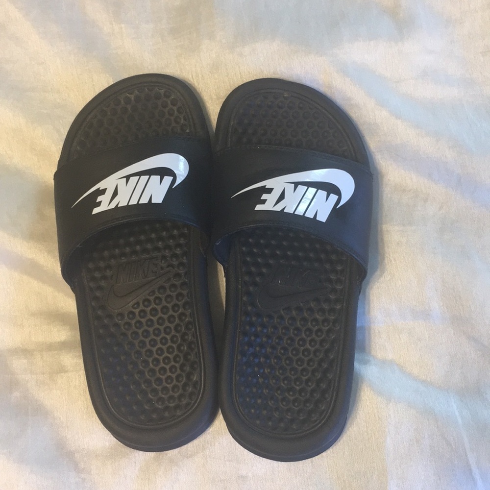 Kids Nike sandals, size 1